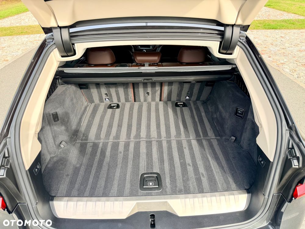 BMW Seria 5 530e Luxury Line - 14