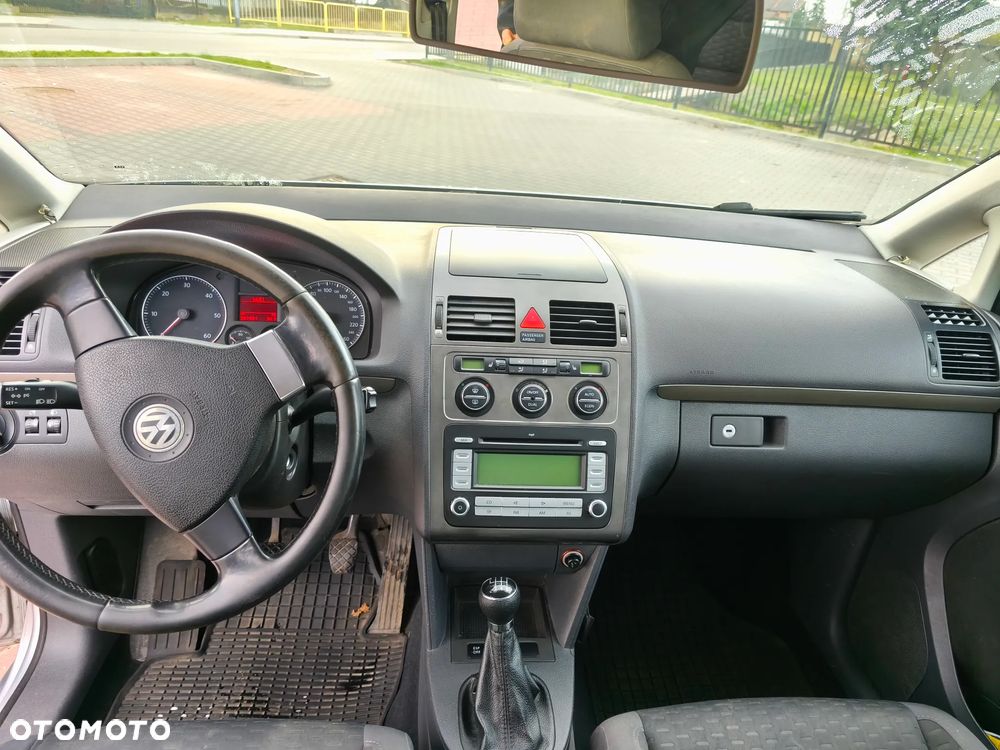 Volkswagen Touran 2.0 TDI Q-Line - 13