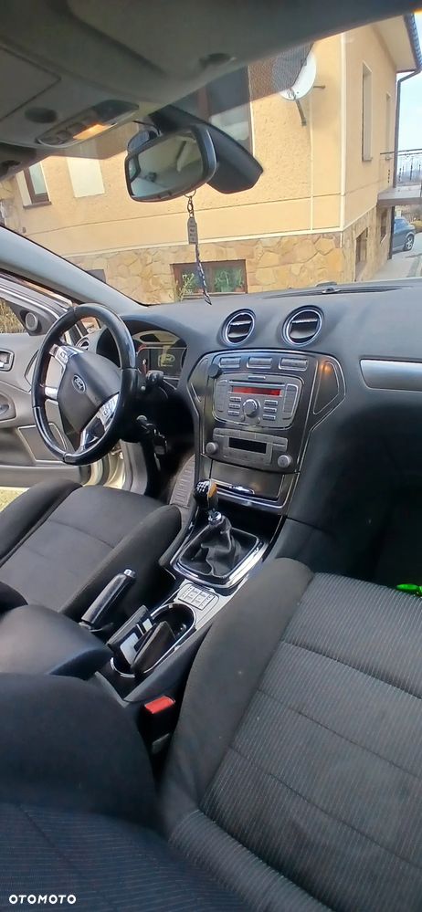 Ford Mondeo 2.0 TDCi Titanium - 9