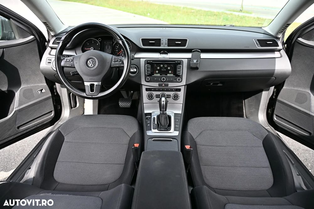 Volkswagen Passat Variant 2.0 TDI DSG BlueMotion Technology Comfortline - 8