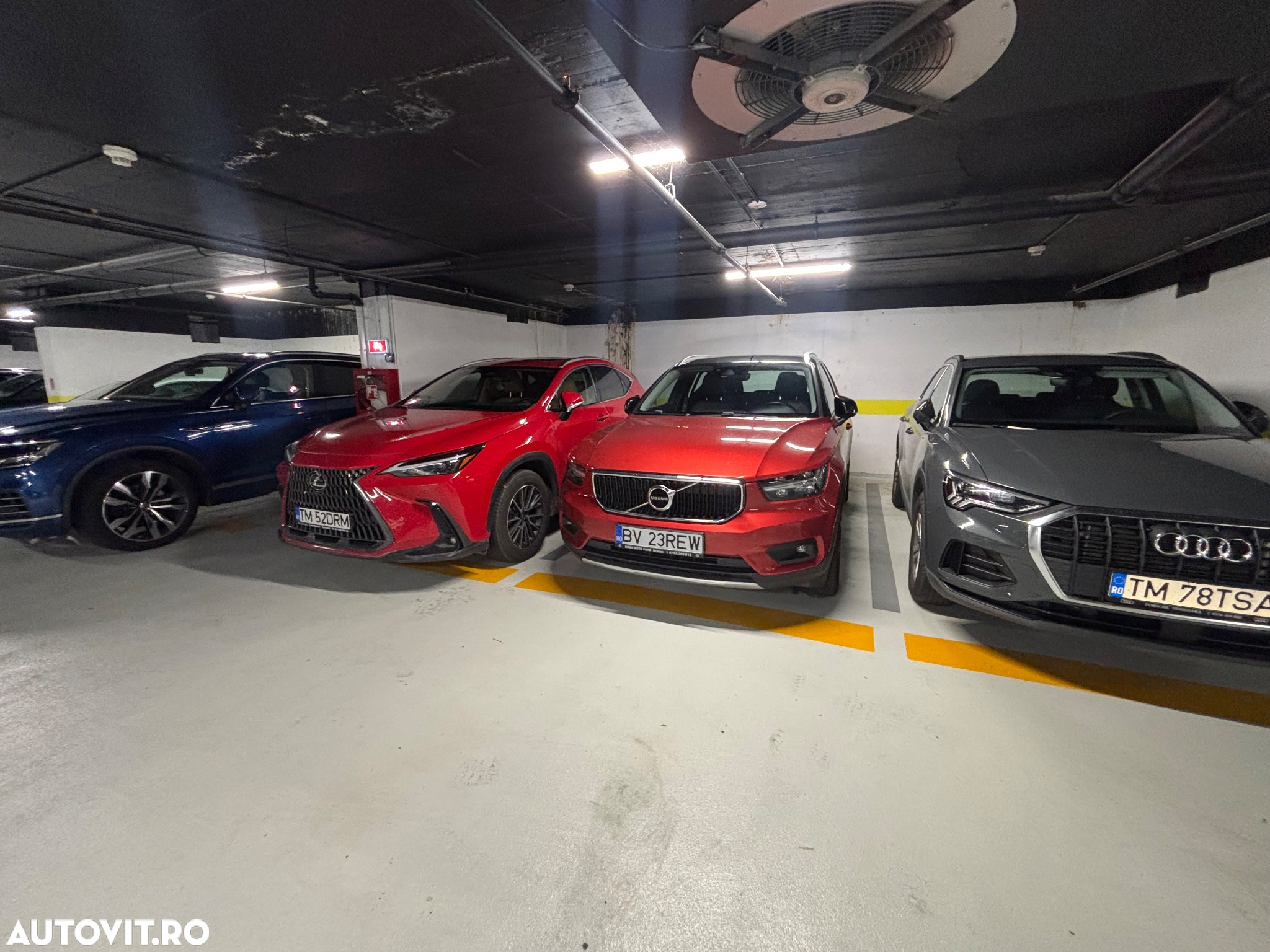 Volvo XC 40 D4 AWD Geartronic Momentum - 30