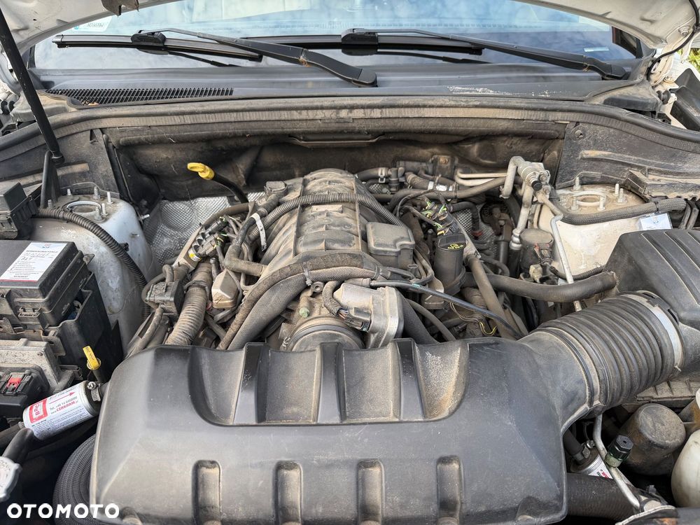 Jeep Grand Cherokee 5.7 V8 HEMI Overland - 29