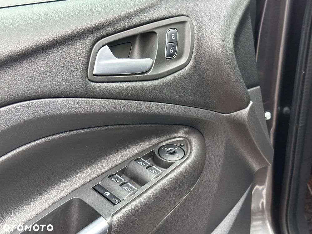 Ford Kuga 1.5 EcoBoost FWD ST-Line ASS GPF - 17