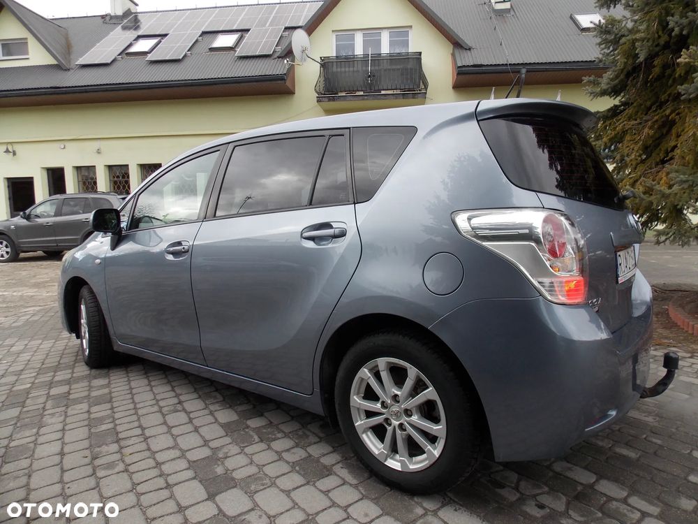 Toyota Verso 2.0 D-4D Sol plus - 5
