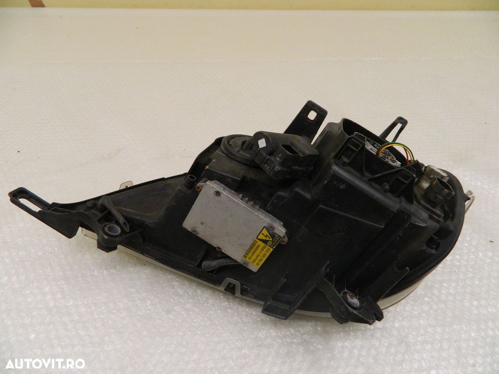 Far dreapta Mercedes ML W163 Xenon, 2002, 2003, 2004, 2005. - 6