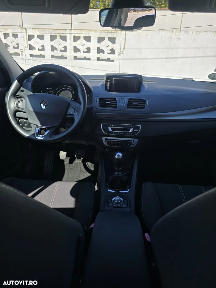 Renault Megane Grandtour ENERGY TCe 115 Start & Stop Authentique - 27