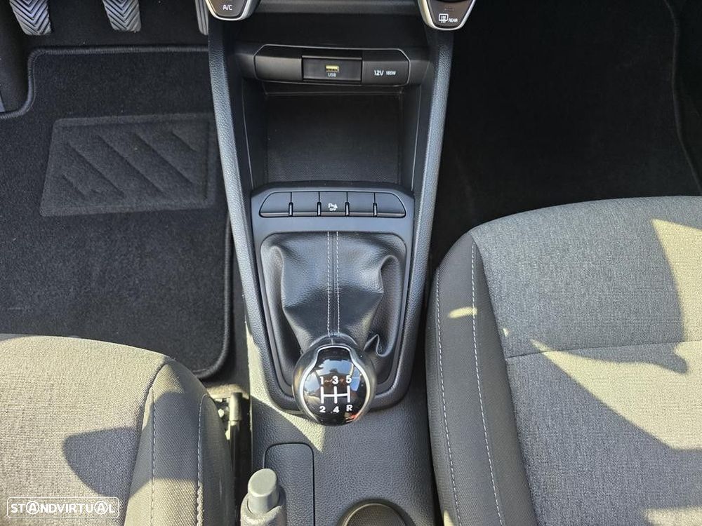 Kia Stonic 1.2 Dynamic - 32