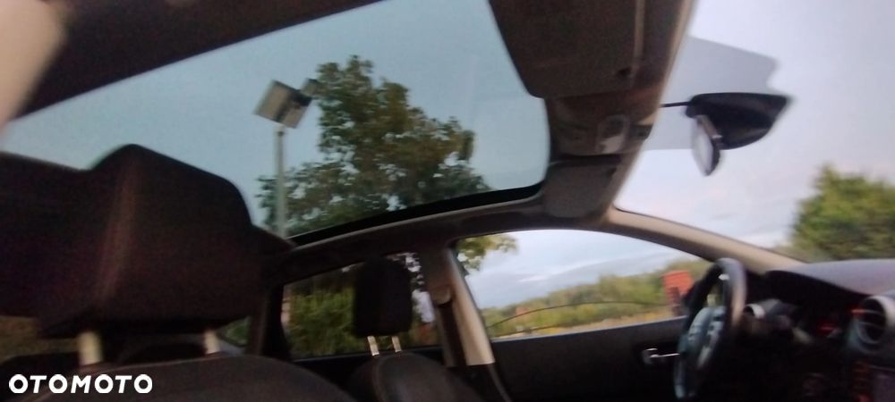 Nissan Qashqai 2.0 dCi 4 x 4 DPF tekna - 7