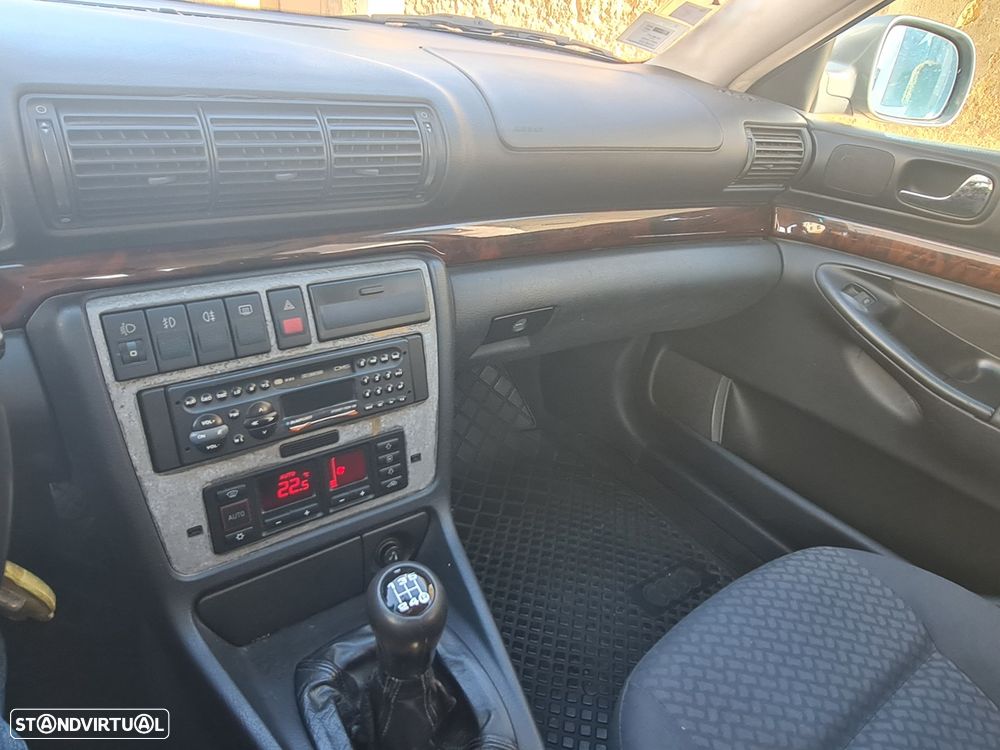 Audi A4 Avant 1.9 TDI Sport - 4