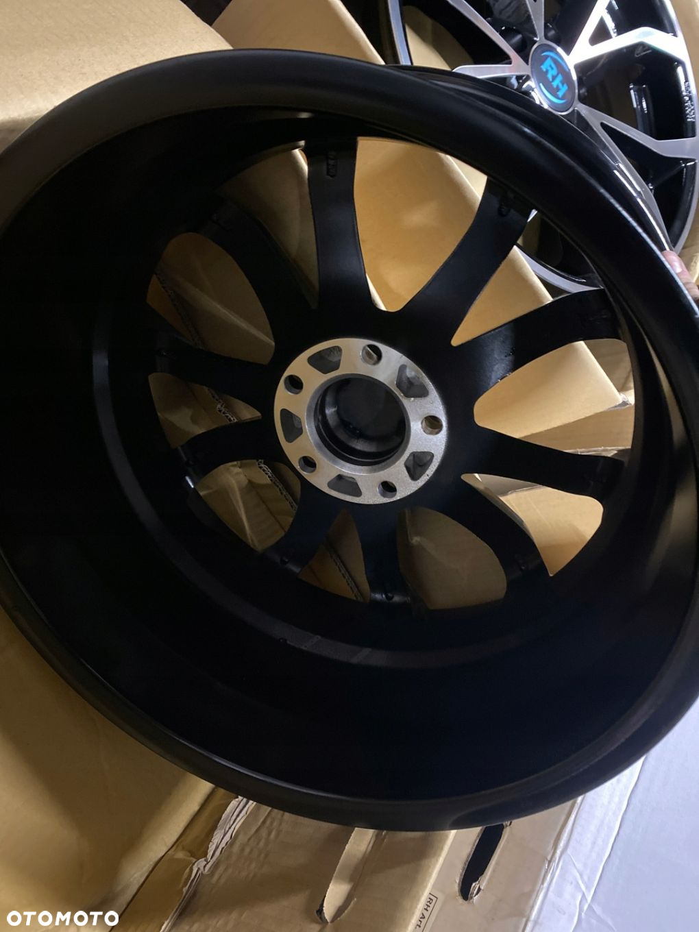 Felgi Aluminiowe RH 5x114,3 8jx17 et45 Nowe - 3