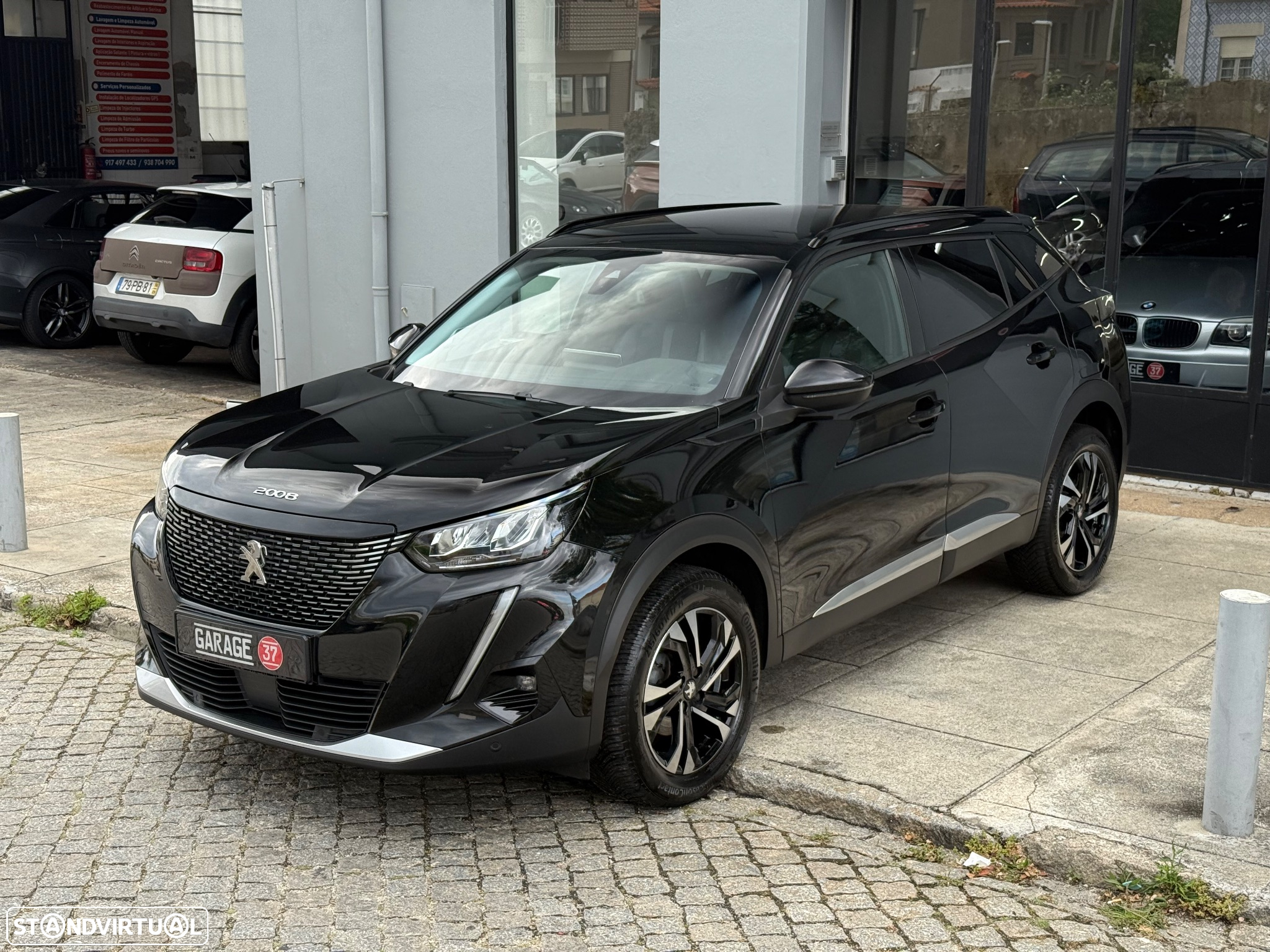 Peugeot 2008 1.2 PureTech Allure - 5