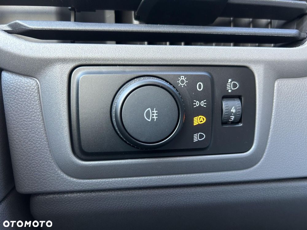 Volkswagen Transporter Kombi L2H1 M1 - 34