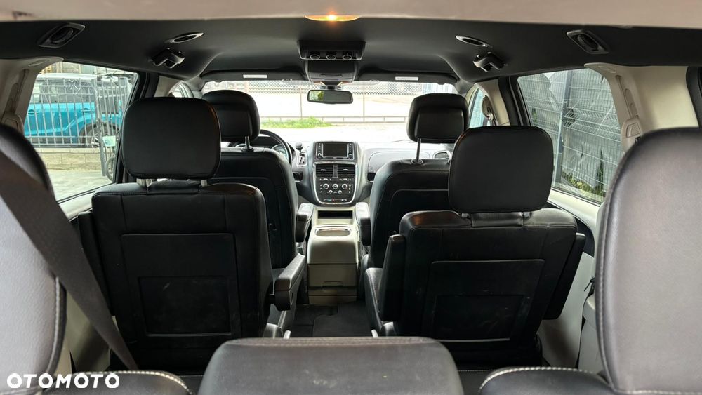 Dodge Grand Caravan 3.6 R/T - 17