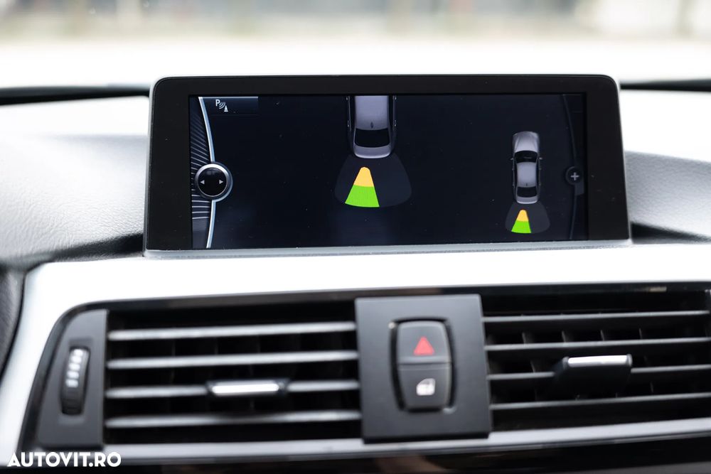 BMW Seria 3 320d Aut. Efficient Dynamics Edition - 19
