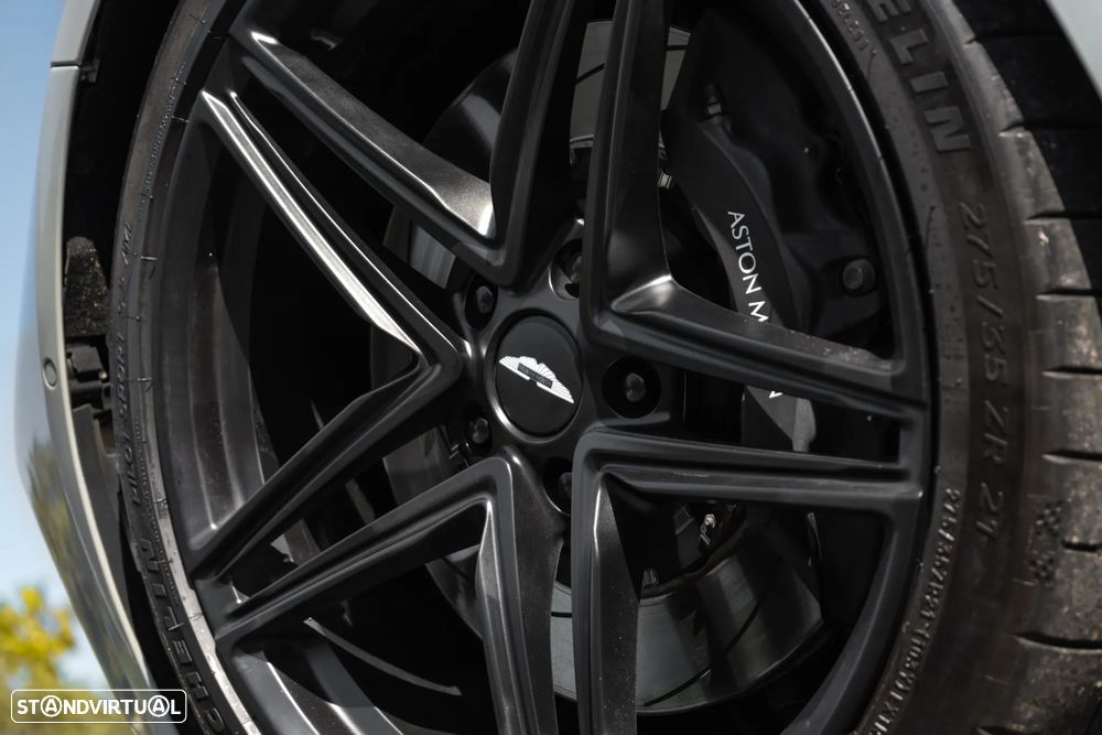 Aston Martin Vantage Coupe - 9