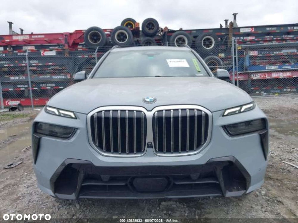 BMW X7 - 9