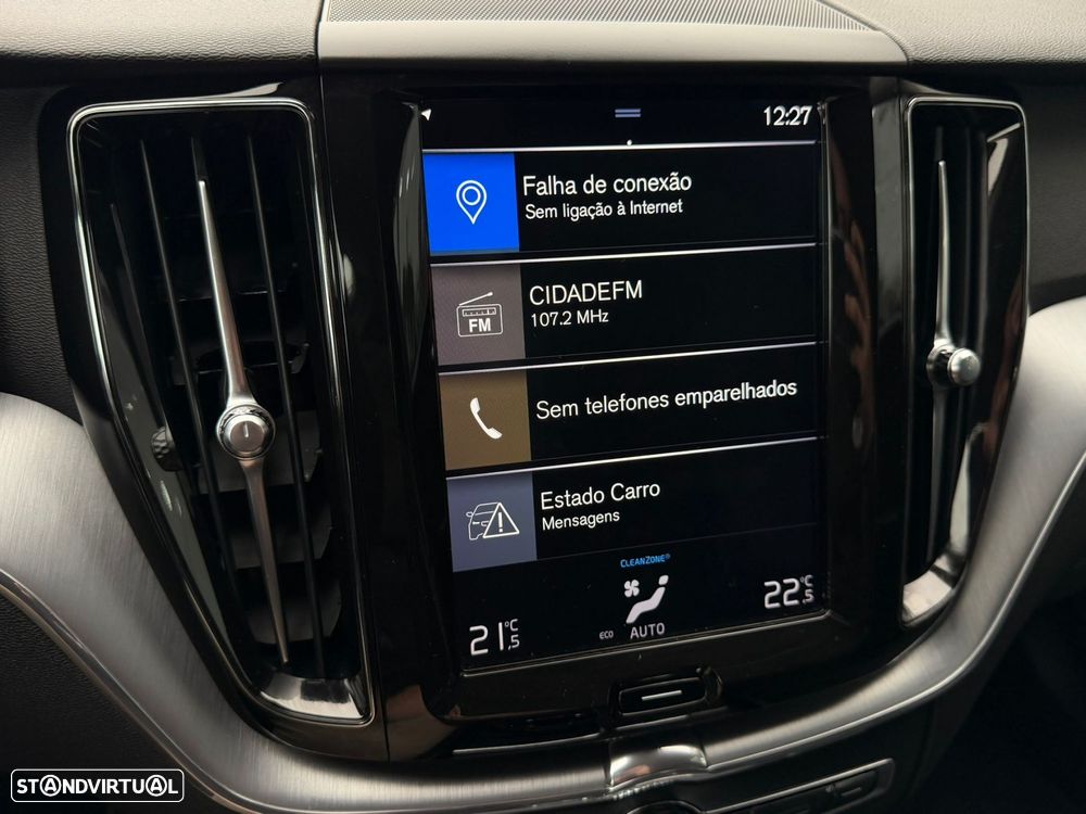 Volvo XC 60 2.0 D4 Momentum Geartronic - 31