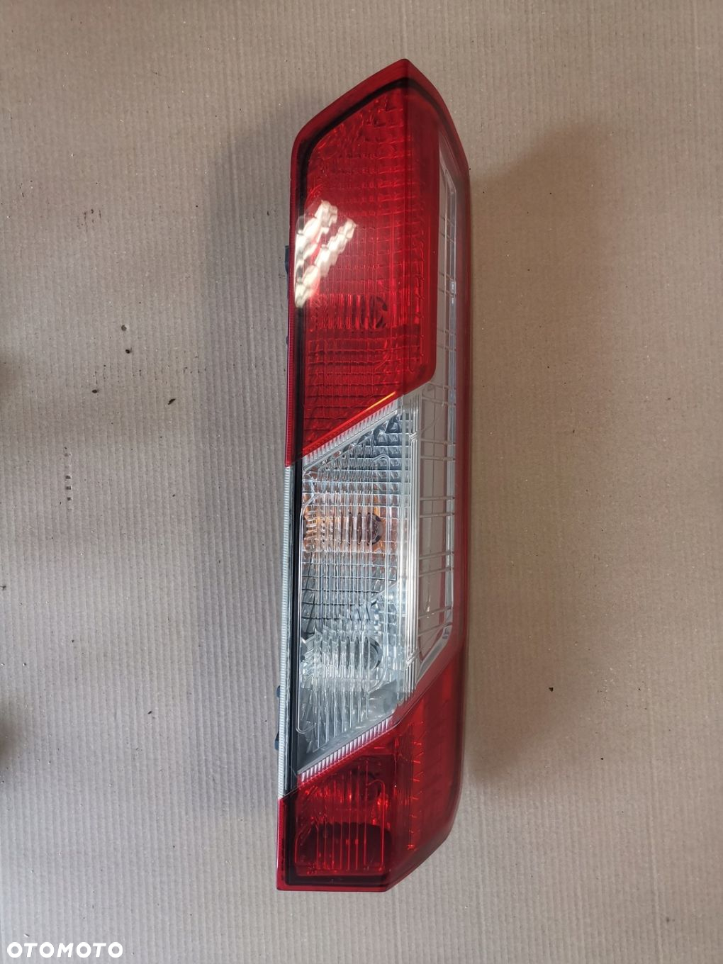 Lampa tył tylna Ford Transit MK8 2014- LEWA ORYGINALNA - 3