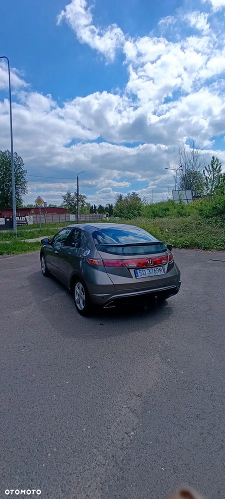 Honda Civic 1.8 Comfort - 13