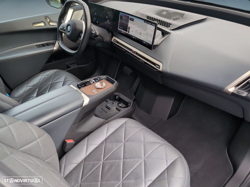 BMW iX M60 - 19
