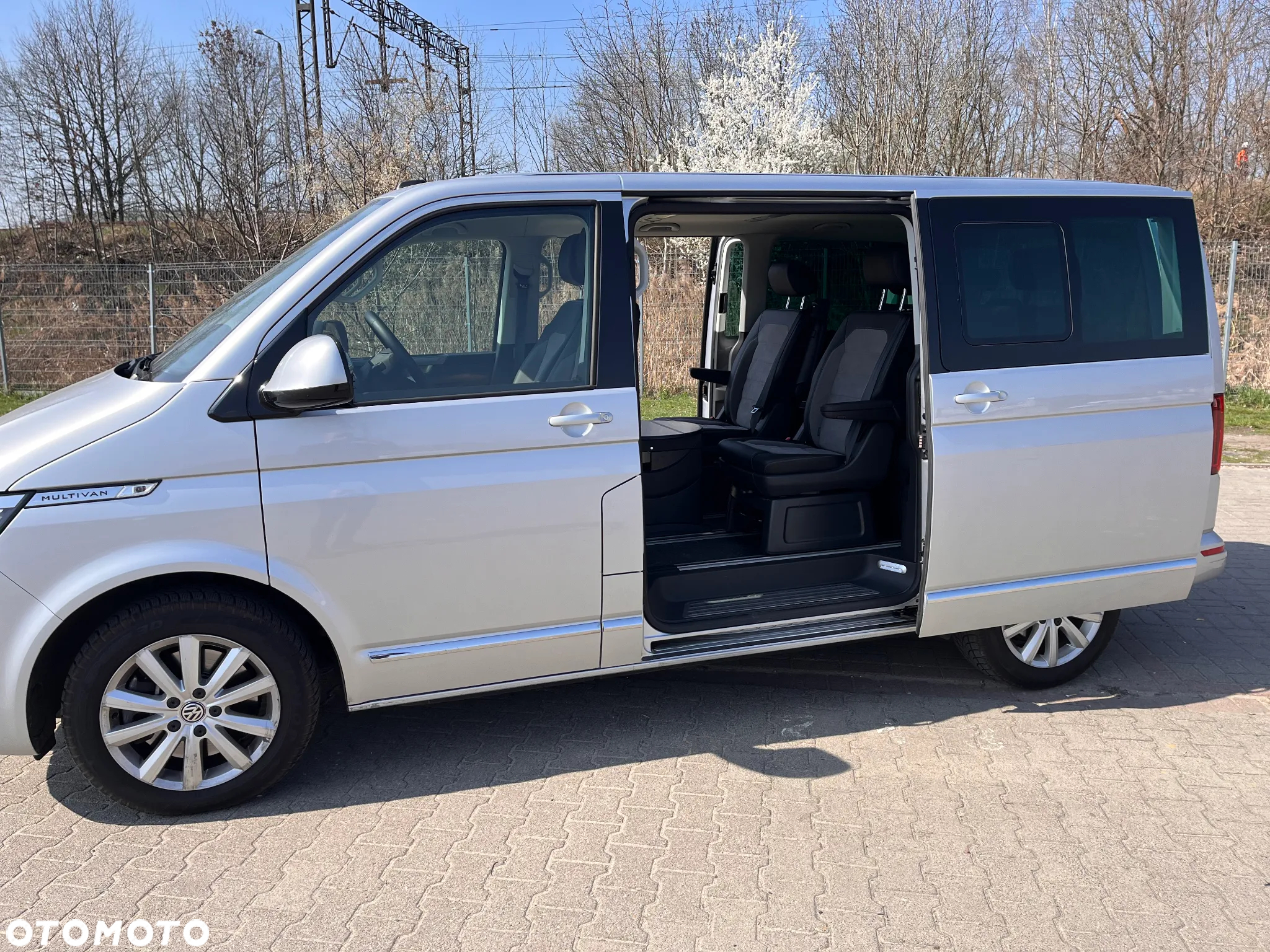 Volkswagen Multivan 6.1 2.0 TDI L1 Higline DSG - 8