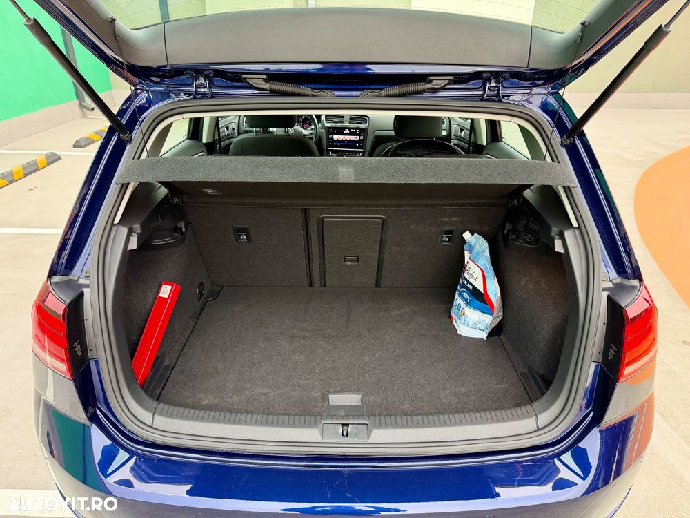 Volkswagen Golf 1.6 TDI DSG Comfortline - 8