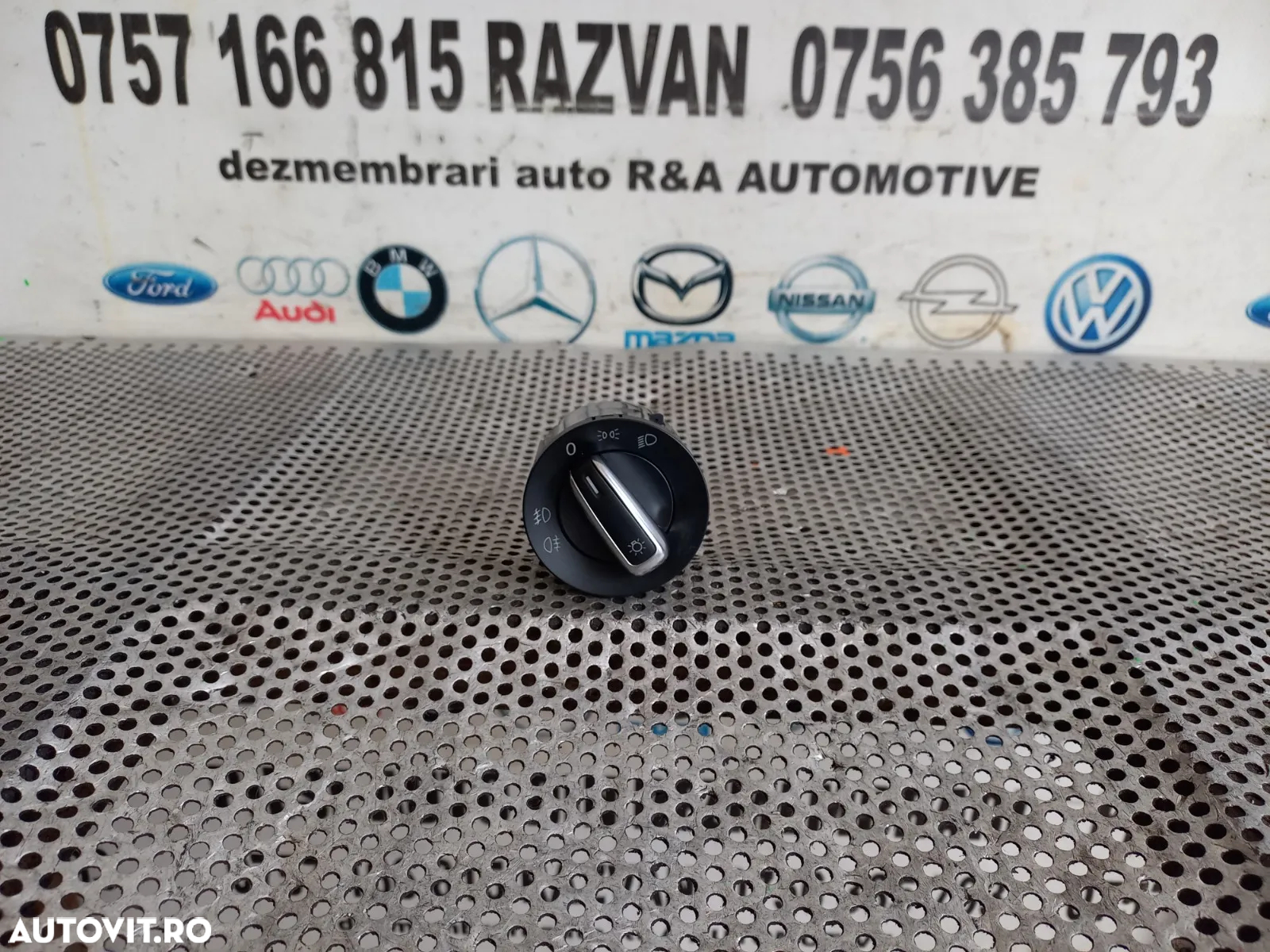 Bloc Lumini Cu Proiectoare Ceata Vw Golf 6 Vl Cod 3CC - Dezmembrez Arad - 4