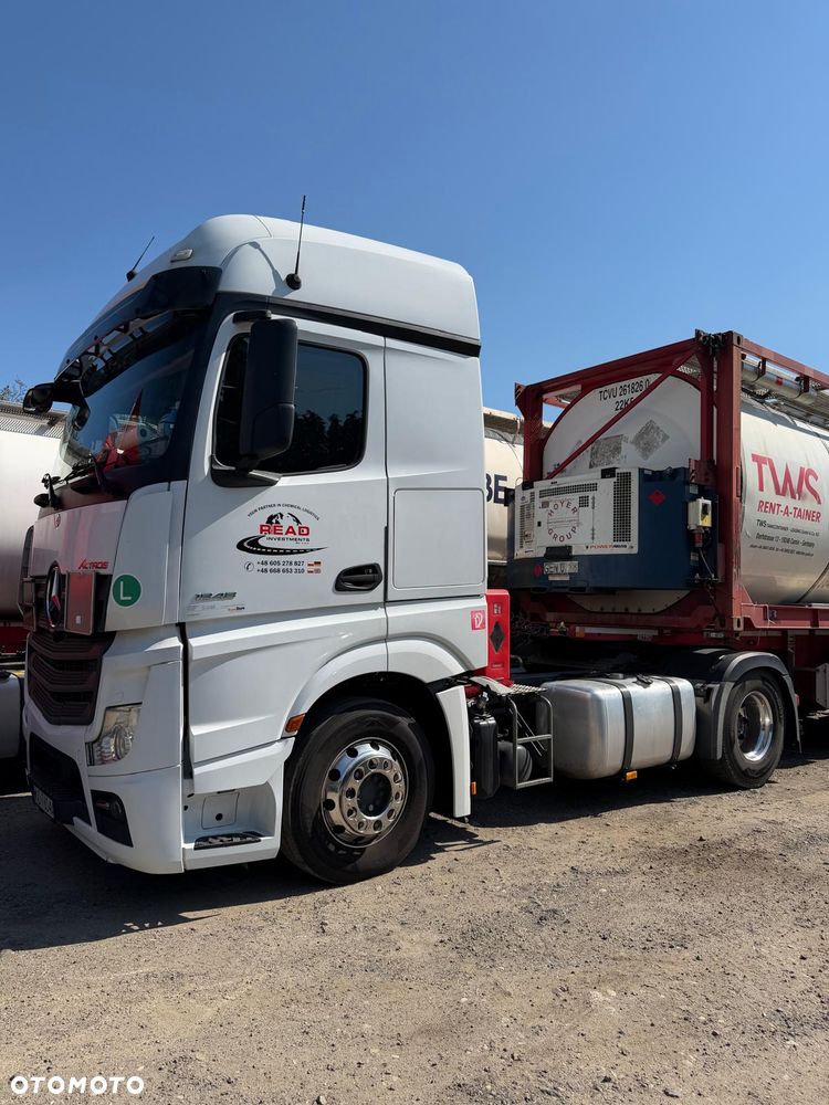 Mercedes-Benz Actros - 1