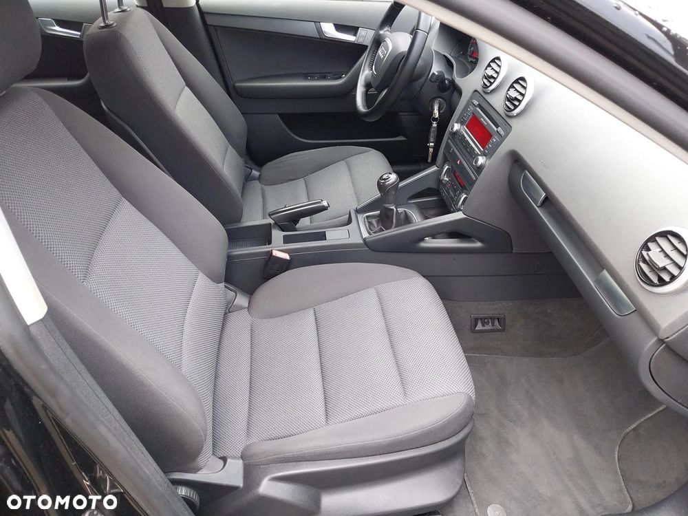 Audi A3 Sportback 1.6 Attraction - 7