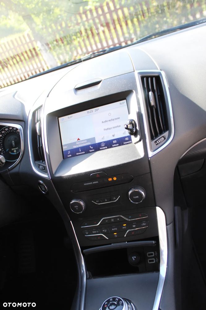 Ford S-Max 2.0 EcoBlue Titanium - 11