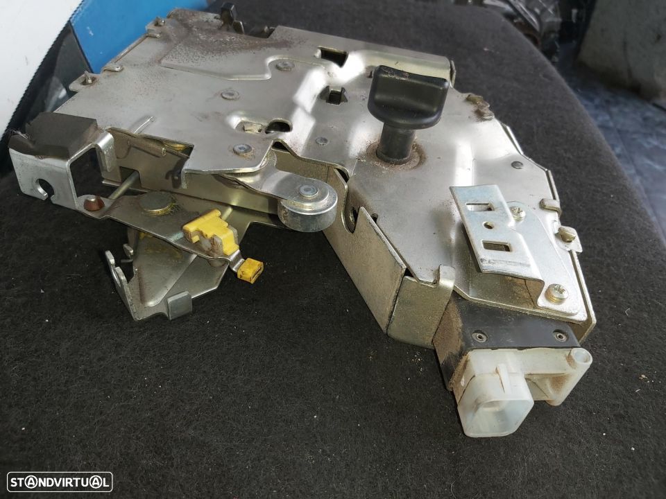 Fechadura lateral direita Ford Transit Conect 2002-> - 4