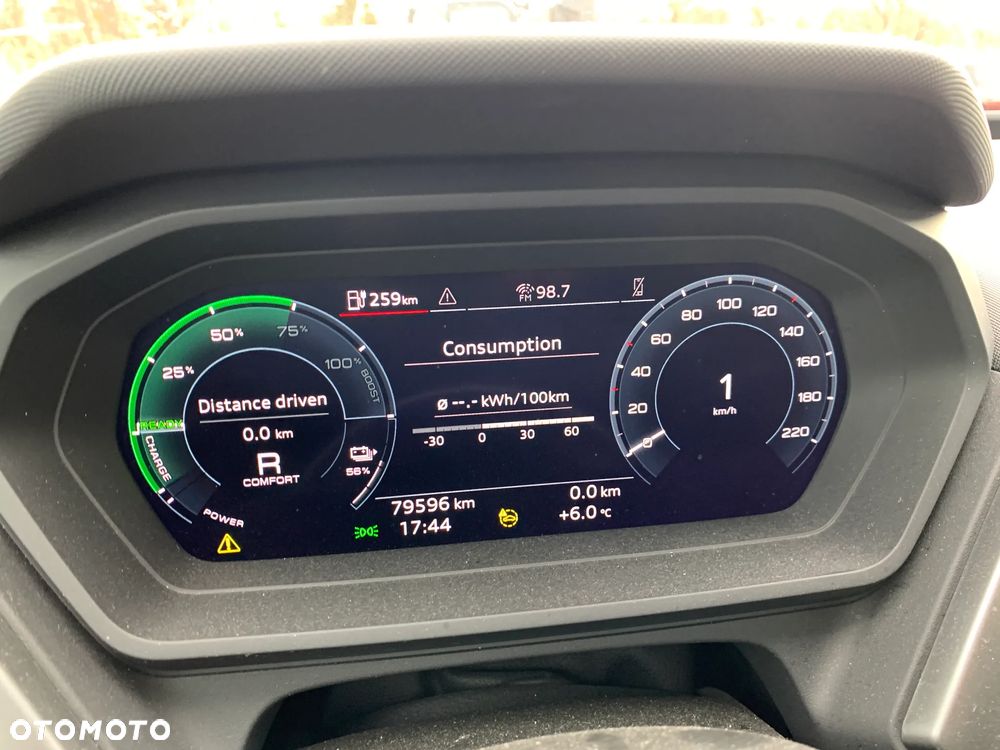 Audi Q4 e-tron 45 quattro - 13