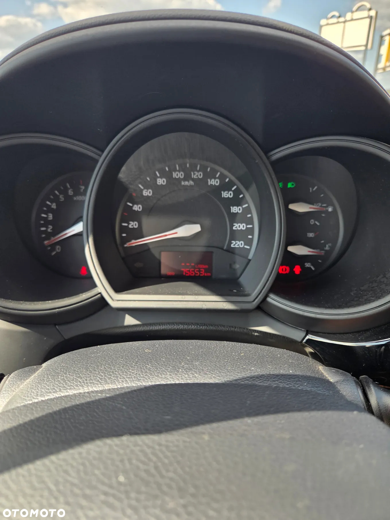 Kia Rio - 13