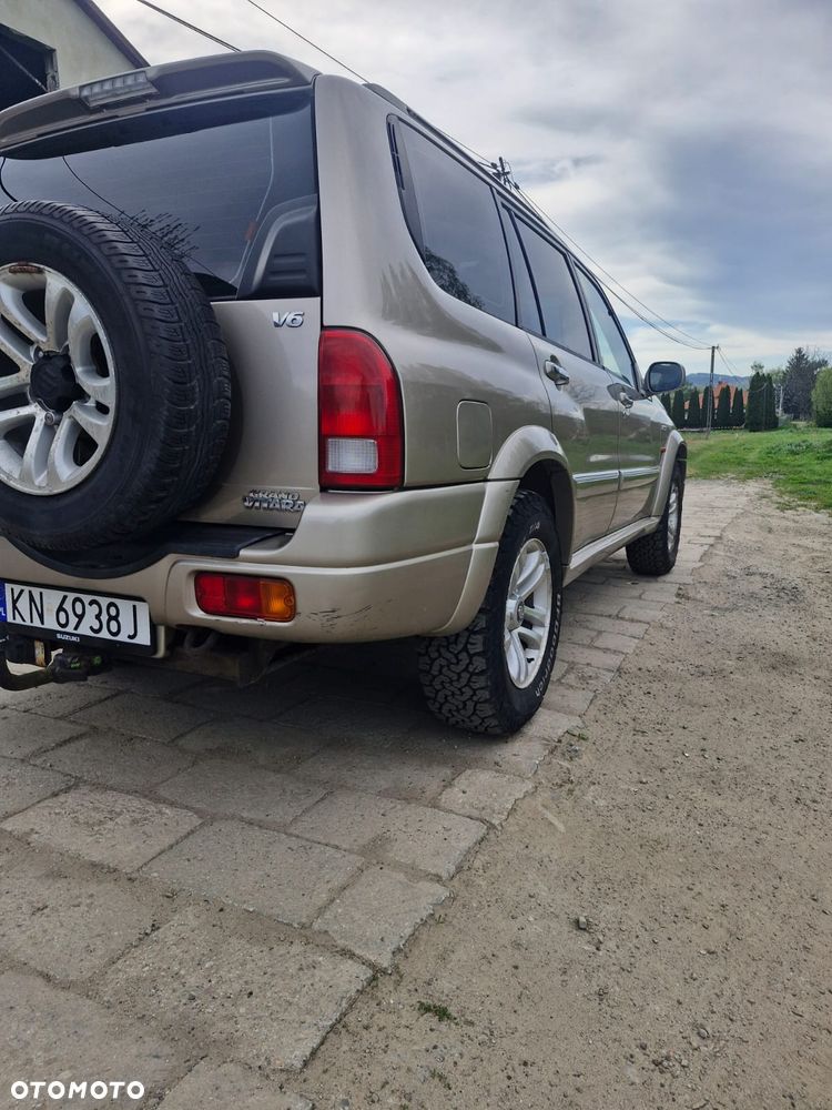 Suzuki Grand Vitara 2.7 V6 - 4
