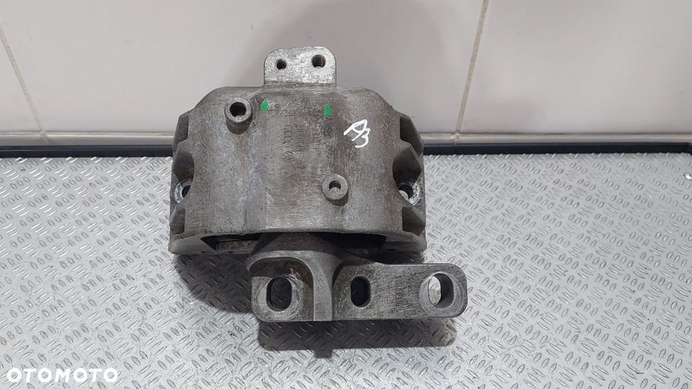 PODUSZKA SILNIKA AUDI A3 1,8 TURBO R1999 LIFT NR 1J0199262BF - 1