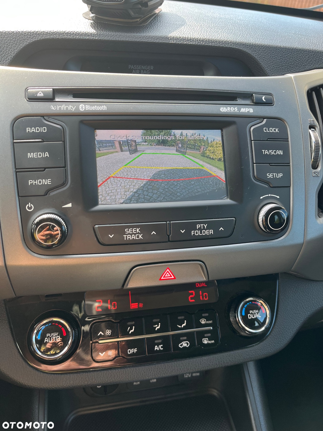 Kia Sportage - 12