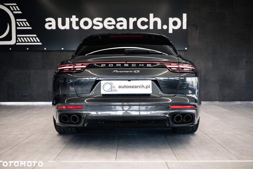 Porsche Panamera 4S - 7