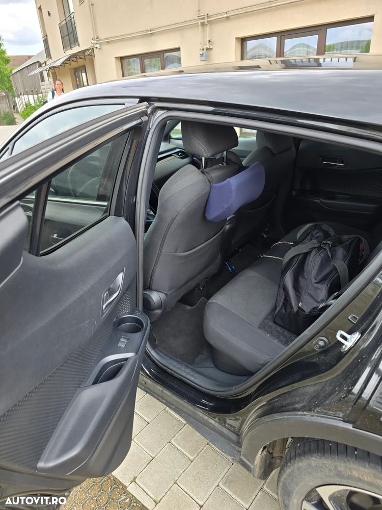 Toyota C-HR Hybrid Business-Edition - 6