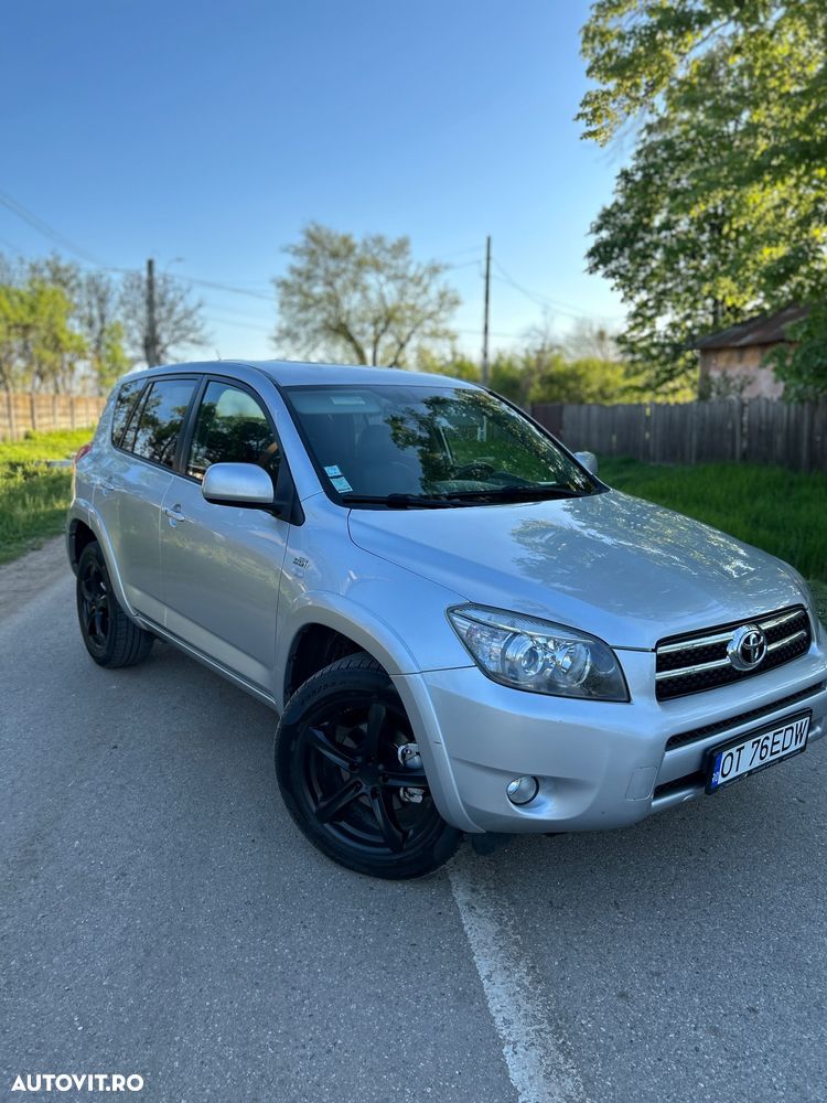 Toyota RAV4 2.2 D-CAT 4x4 Executive - 2