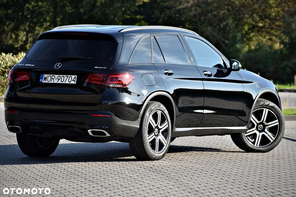 Mercedes-Benz GLC 300 de 4Matic 9G-TRONIC Exclusive - 28
