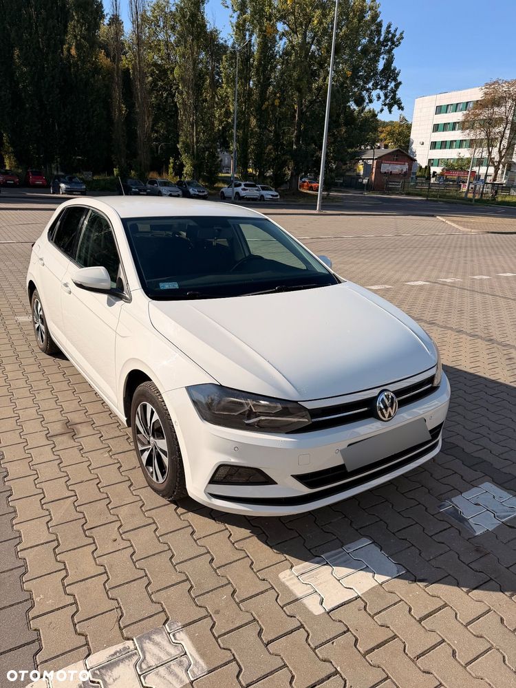 Volkswagen Polo - 1