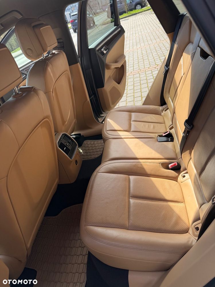 Porsche Macan Standard - 11