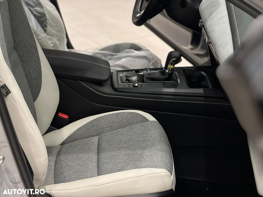 Mazda CX-30 e-SKYACTIVE X 186 Aut. MAKOTO - 28