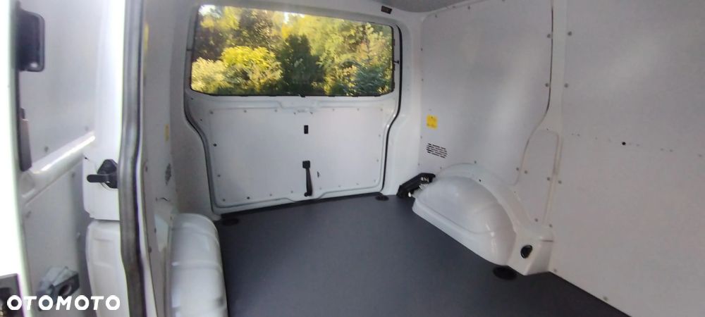 Volkswagen Transporter T5 - 20