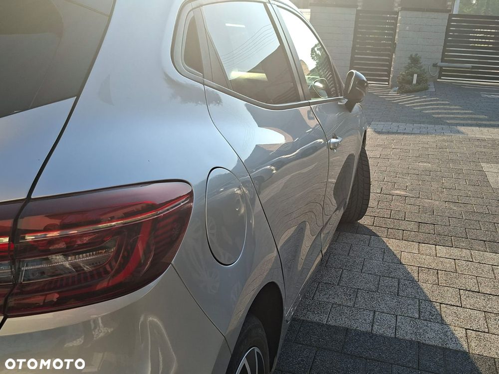 Renault Clio 1.0 TCe Techno - 24