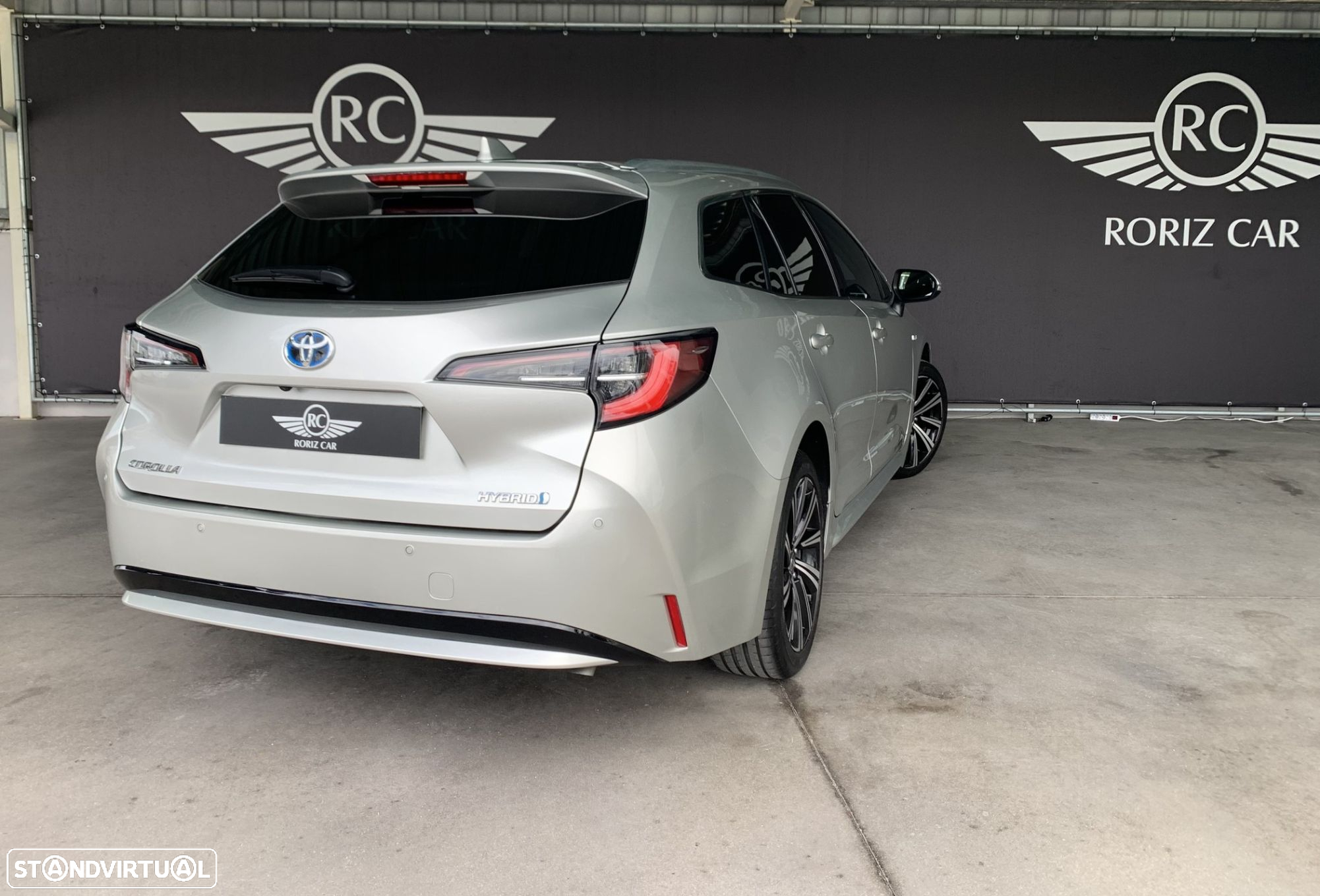 Toyota Corolla Touring Sports 1.8 Hybrid Comfort+P.Sport - 5