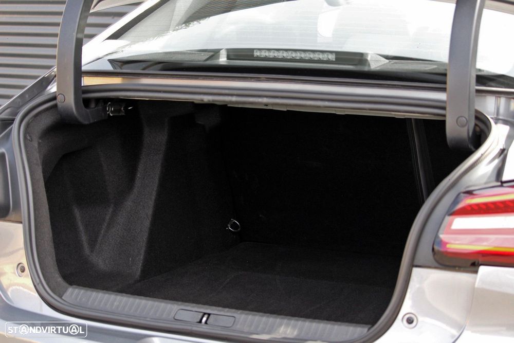 Citroën C4 X 1.2 Hybrid Plus e-DSC6 - 25