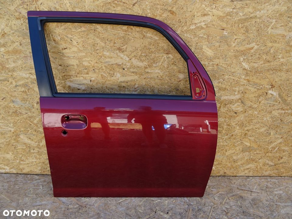 DRZWI PRAWY PRZÓD DAIHATSU TREVIS 06-09 LAK: R45 - 1