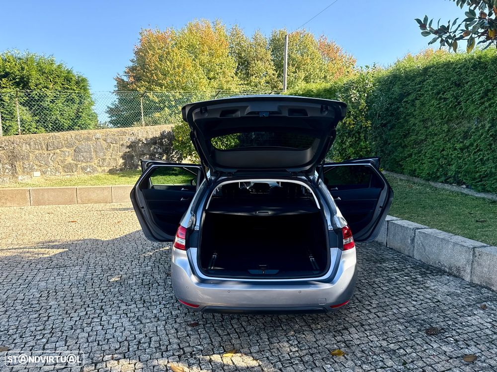 Peugeot 308 SW 1.6 BlueHDi GT Line - 24
