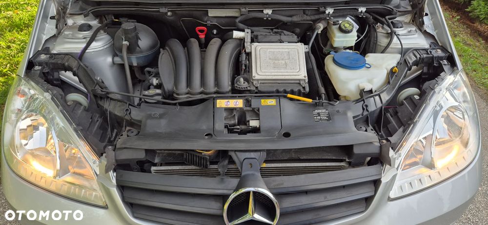 Mercedes-Benz Klasa A 160 Classic BlueEff EU5 - 12